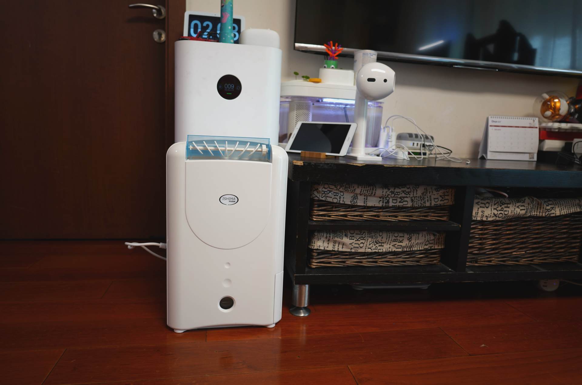 不用压缩机除湿,无压缩机除湿机的除湿原理