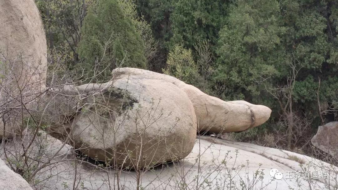 邹城峄山石头怎么形成的,峄山的石头是怎么形成