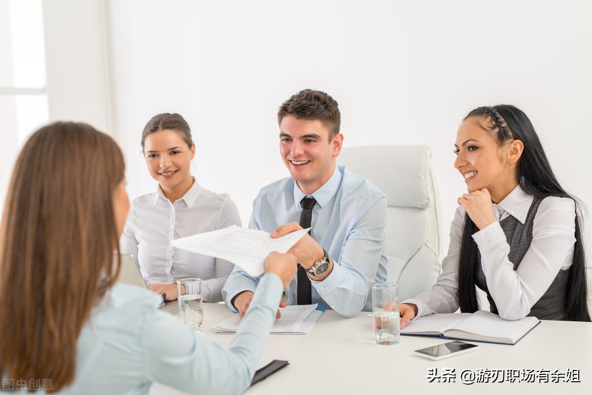 应聘销售员怎么自我介绍,销售面试自我介绍高质量短句