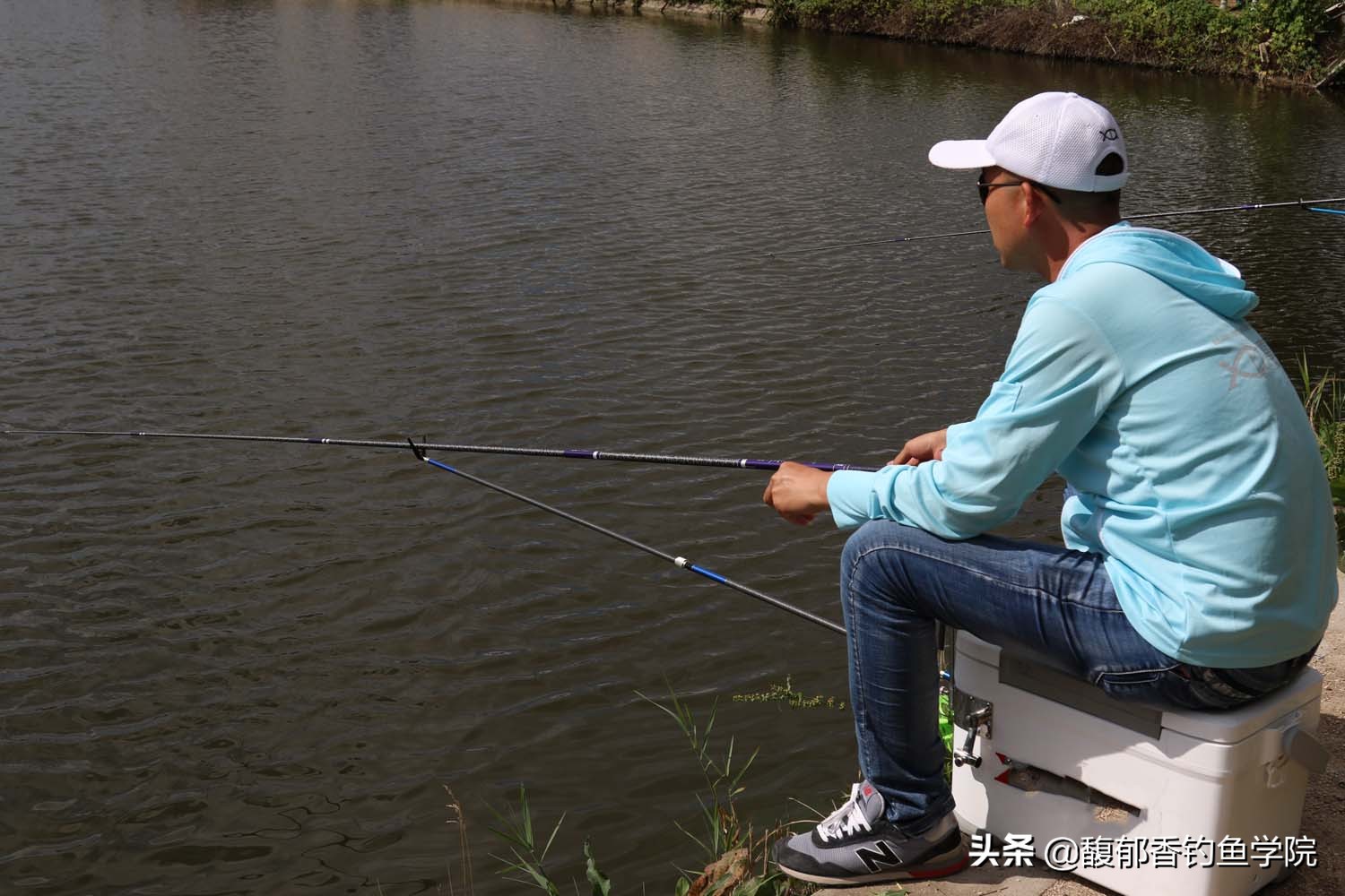 路亚抛竿准还是手竿抛竿准,钓鱼怎样抛竿抛得准视频