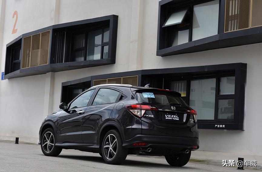 缤智的1.8和思域1.8是一样的吗,2022款缤智和十一代思域选哪款