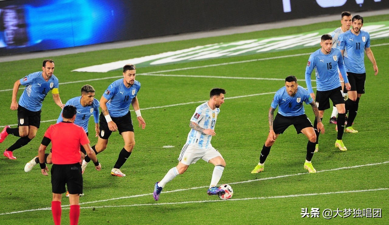 梅西c罗控球视频集锦,梅西控球有多恐怖