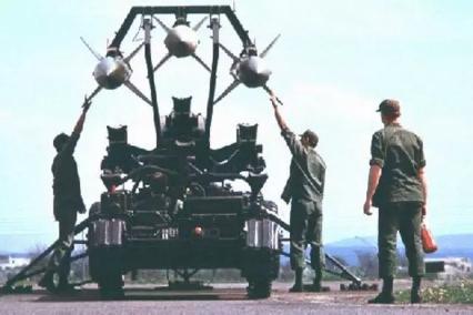 警察敢扣核弹运输车吗,20枚核弹导弹车被交警扣押