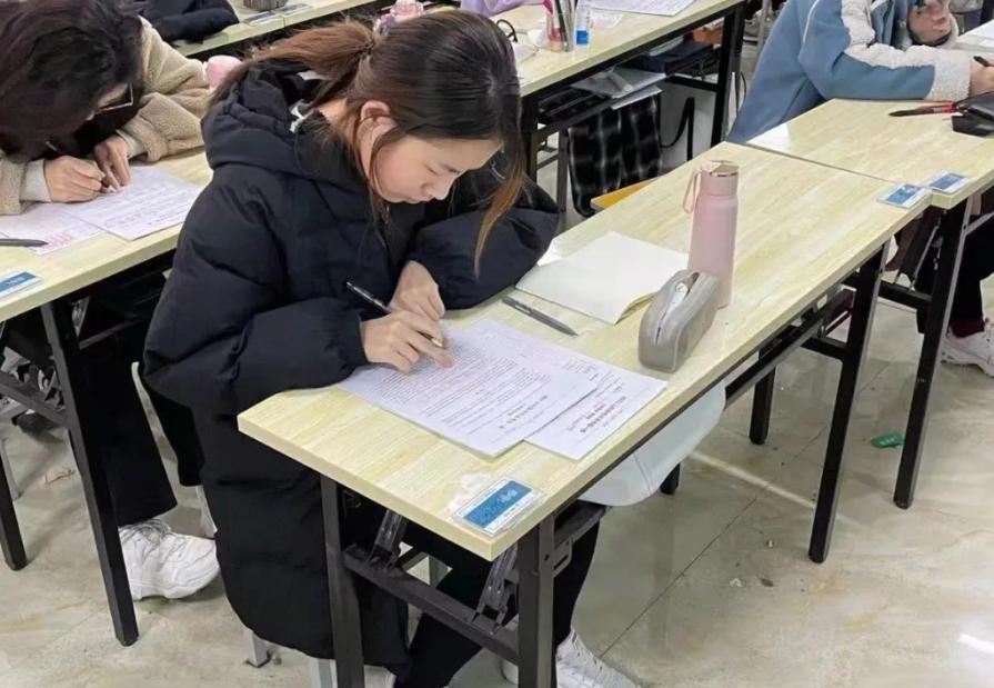 大一挂科和作弊哪个严重,大一挂科会有什么影响