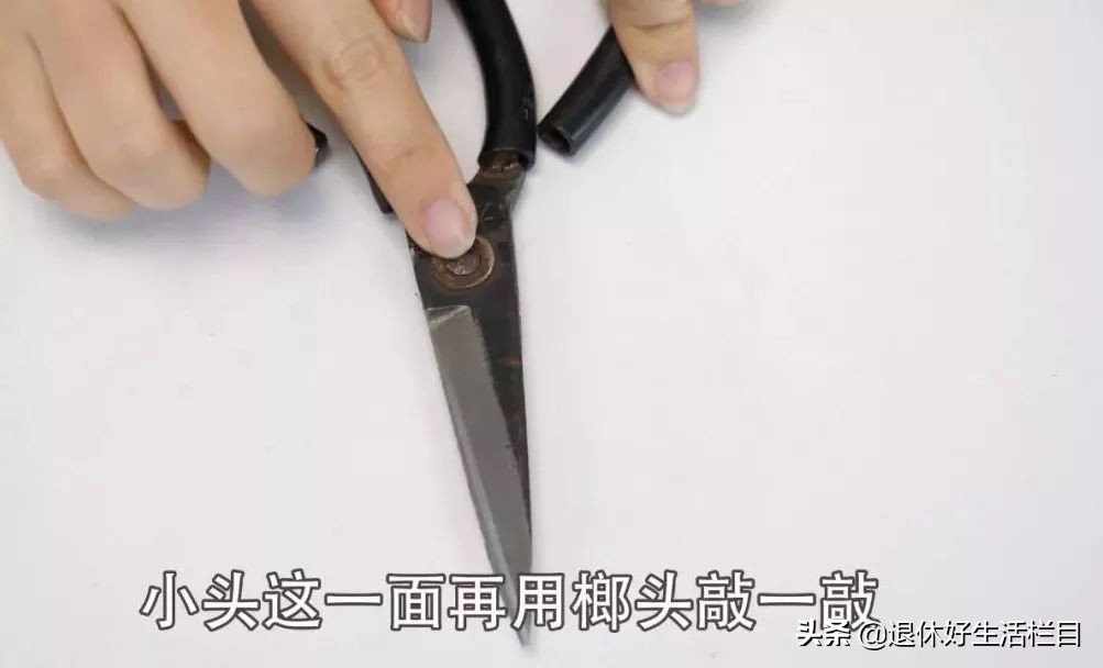 剪刀钝了怎么办简单又方便,剪刀变钝了怎么让它恢复