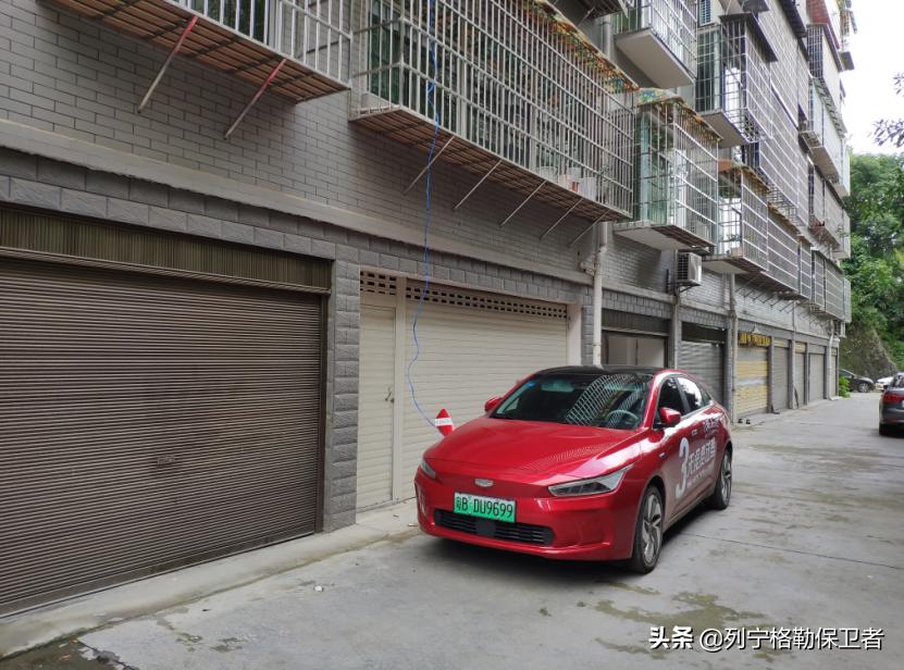 用车技巧：电动汽车高速行驶怎么开更省电