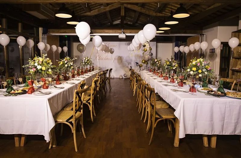 最美的民宿隐藏在森林云海,观光玻璃栈道民宿