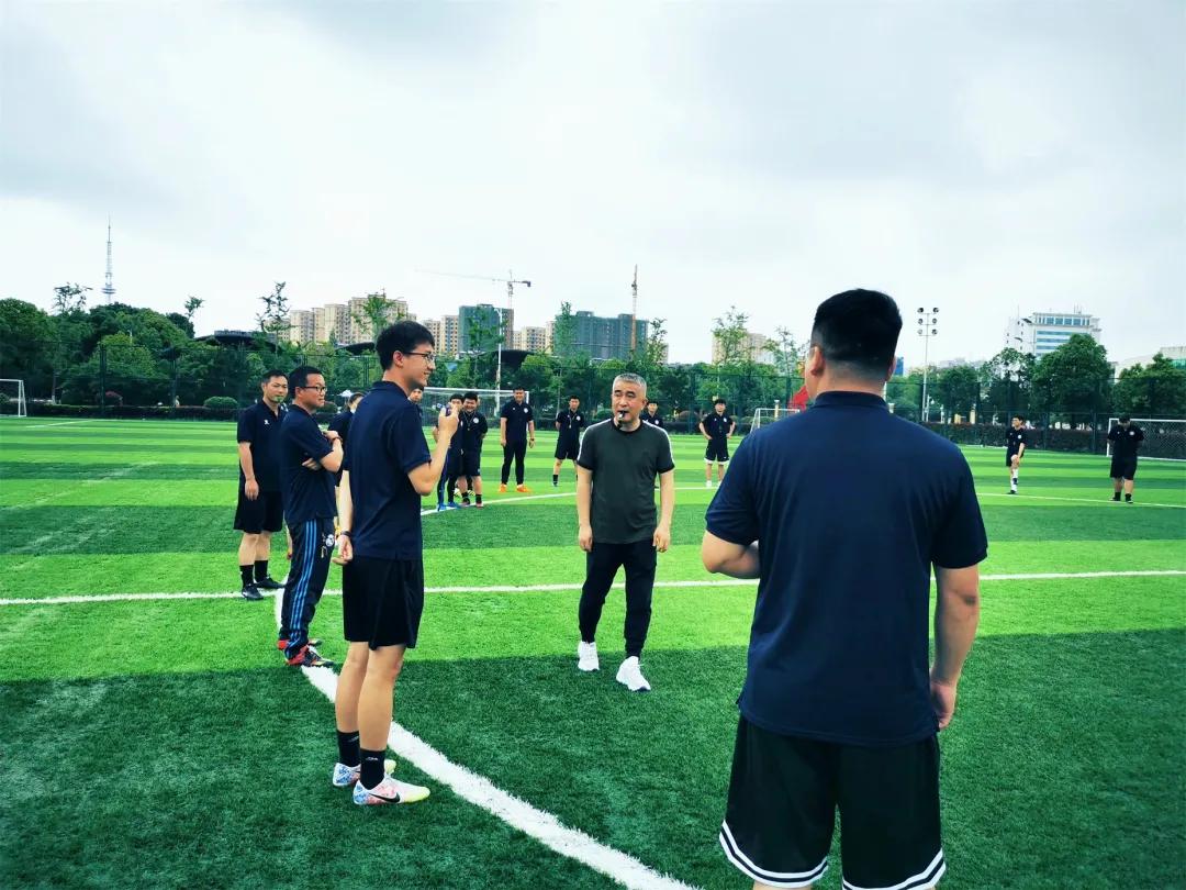 肇庆市足球裁判培训,2018年郑州市足球裁判员培训