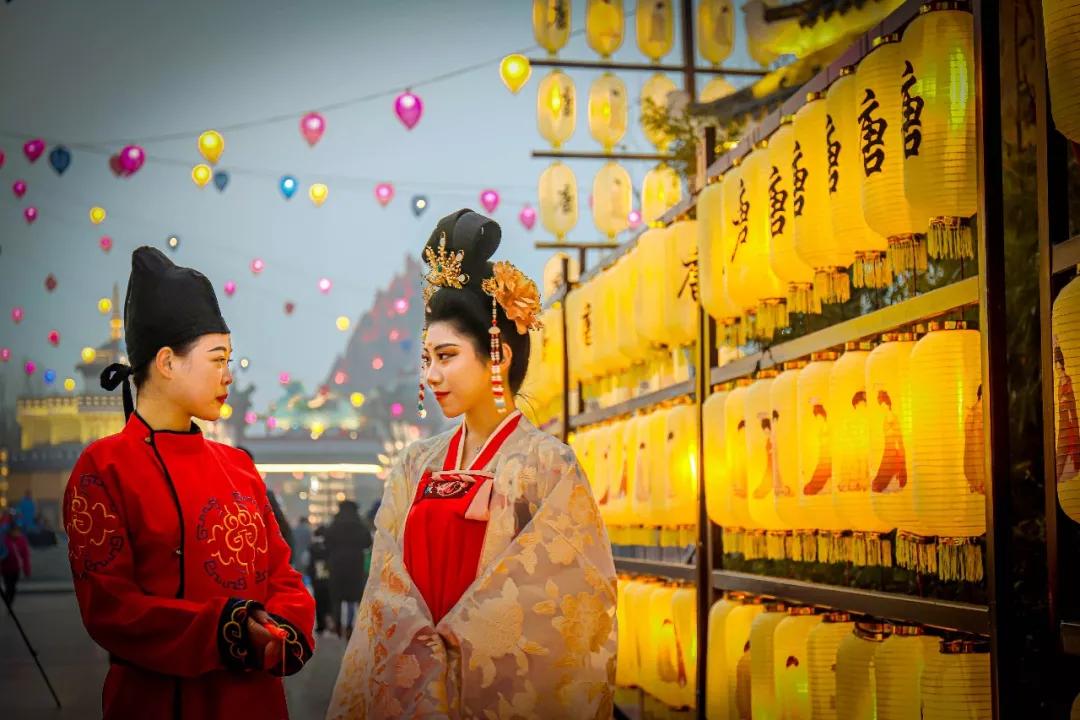 济南方特国潮华裳巡游,济南方特七夕节夜场时间