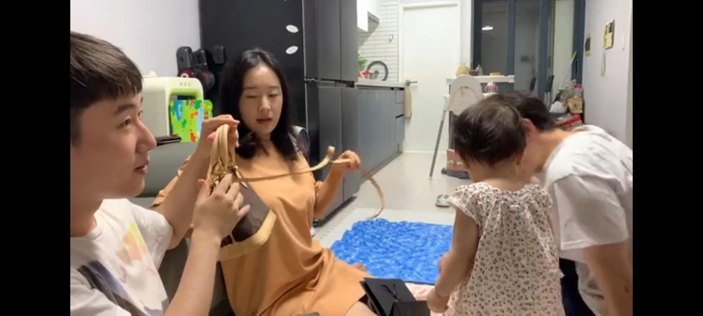 韩国媳妇和小雪谈由美,韩国媳妇和小雪