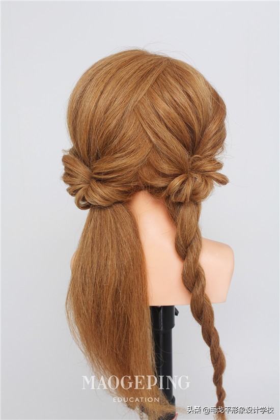 手残党专属超级简单短发旗袍盘发,手残党一看就会的盘发高贵典雅