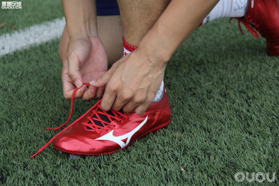 rebula足球鞋测评,2024年nike足球鞋测评