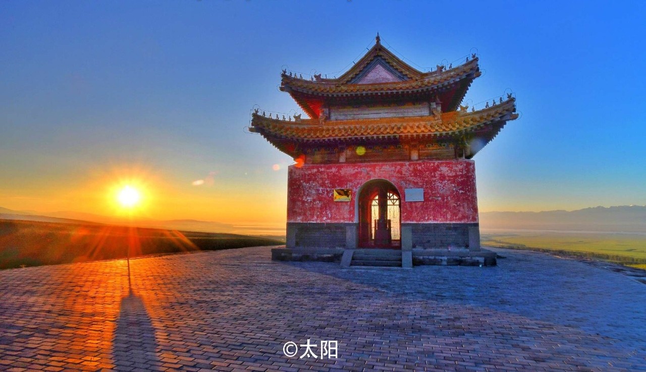 自驾游改装房车四驱可以吗,房车自驾游遇到自改房车