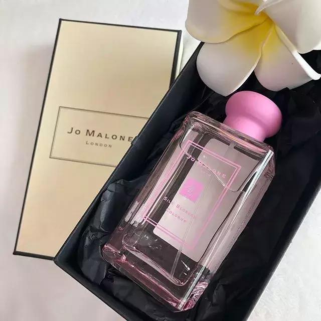 夏天喷这几款香水清甜淡香好迷人,夏天喷香水推荐哪款好用