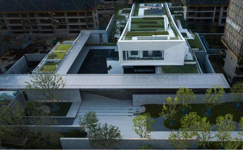 遁入半山，抒写现代桃花源记