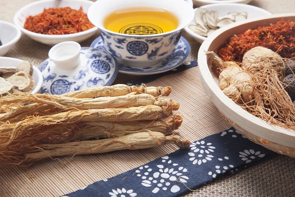 没精打采灰心丧气之间的关系,整天没精打采懒是一种病