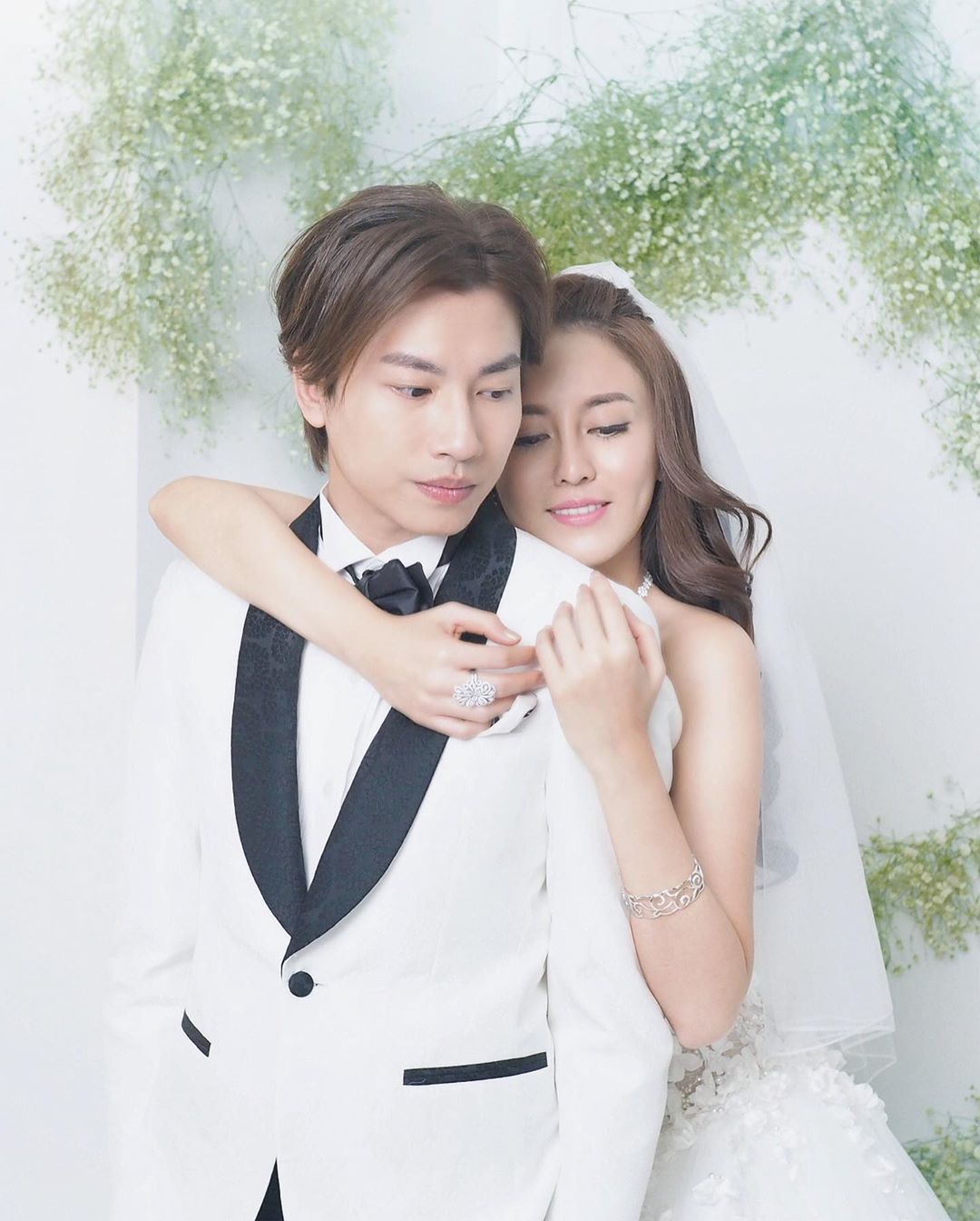 香港女艺人孕妇写真 (个人孕妇写真港风)