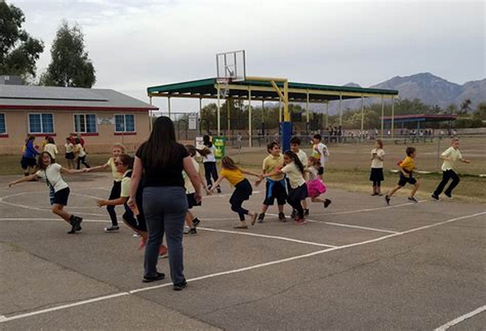 一到两岁五大领域的亲子游戏,适合户外玩的儿童游戏