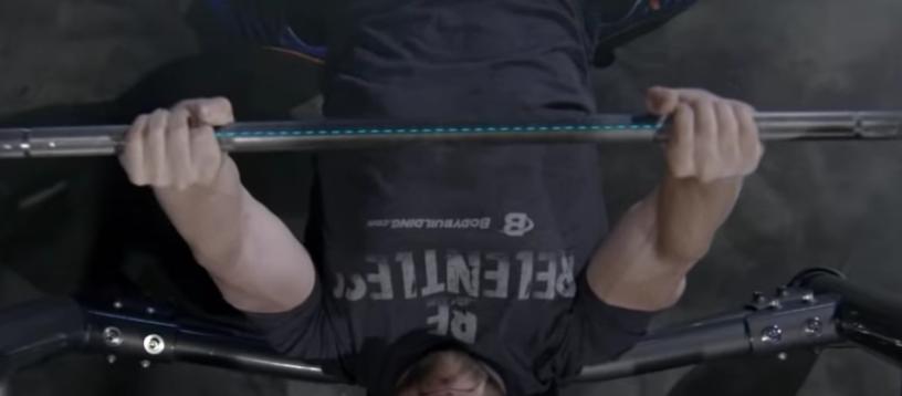 卧推你应该避免的11个错误,卧推怎么做才能更好看