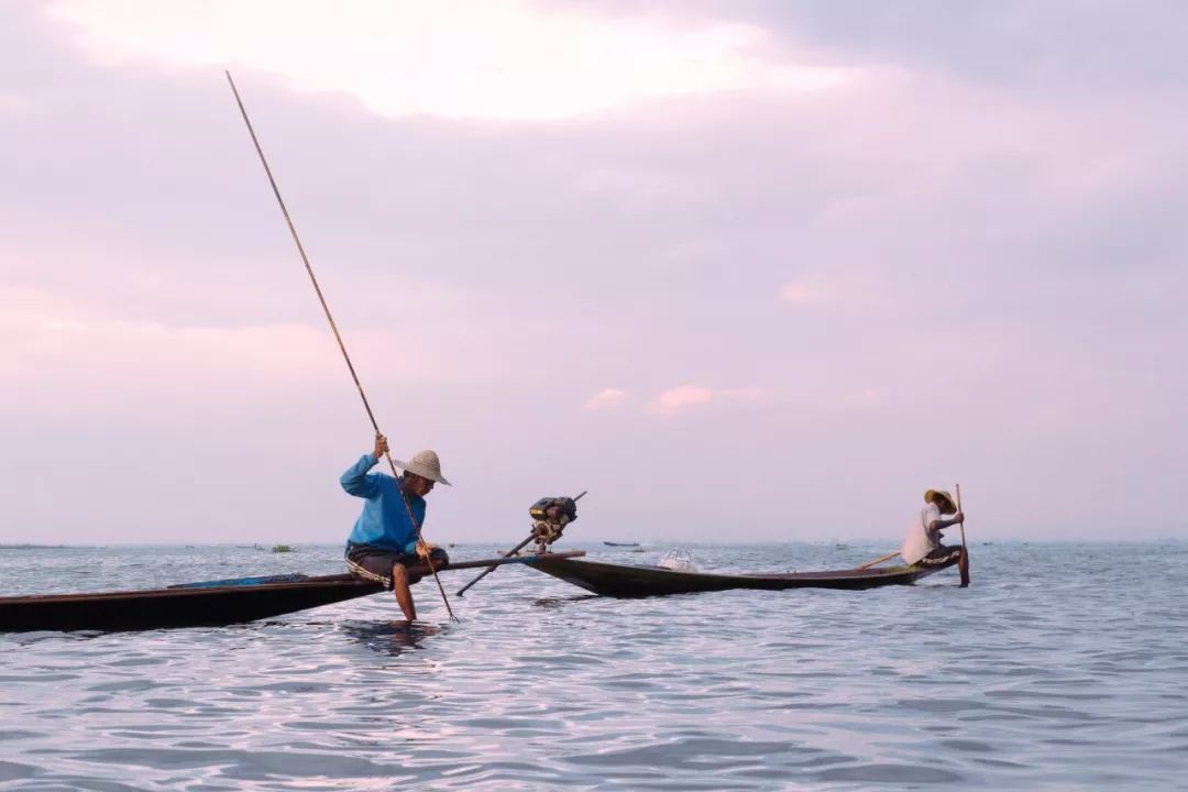 这个地方被称为“佛教之都”，随处可见寺庙，美出新高度