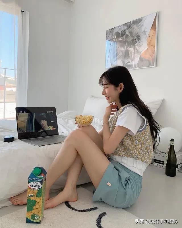 拍照不会笑表情不自然,拍照表情不自然后期能修么