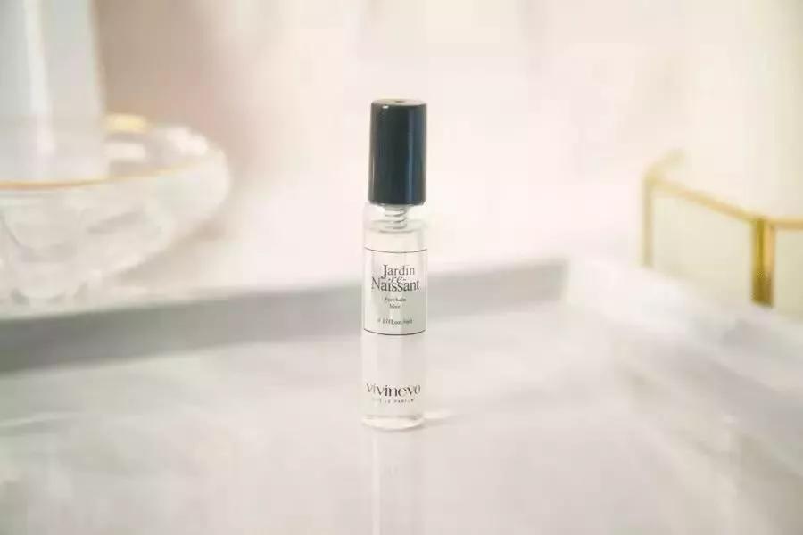 少女体香是什么意思,因为体香被搭讪