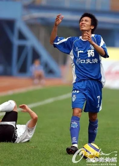 穗月风云-7:2006年广州医药入主穗足，广州足球迎来大国企时代。