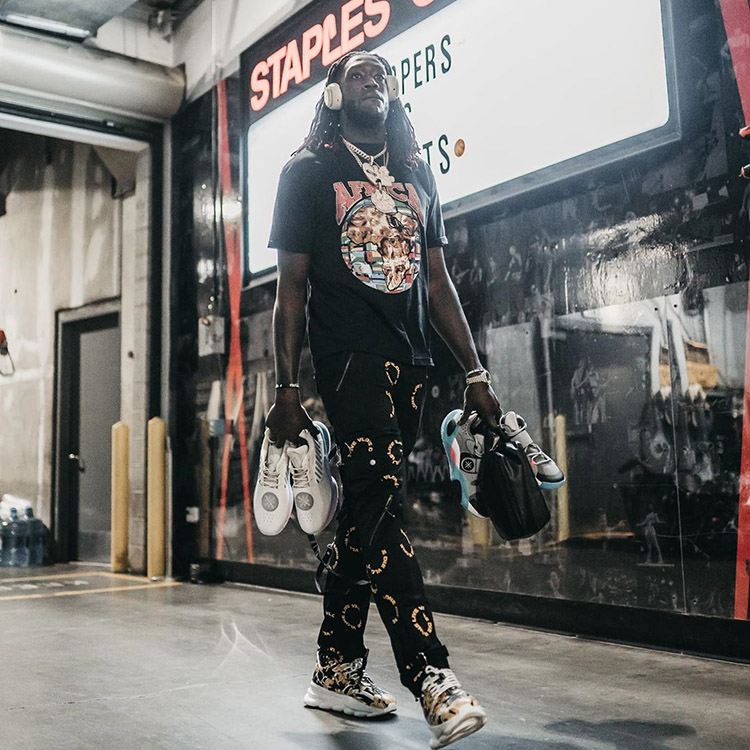 自带液晶屏的AJ就他有！敢叫板塔克的「新鞋王」太强了！