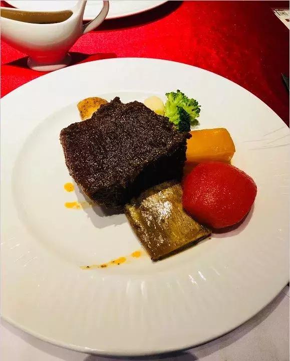 海底捞、星巴克、哈根达斯……这些隐藏福利，一张身份证就搞定！