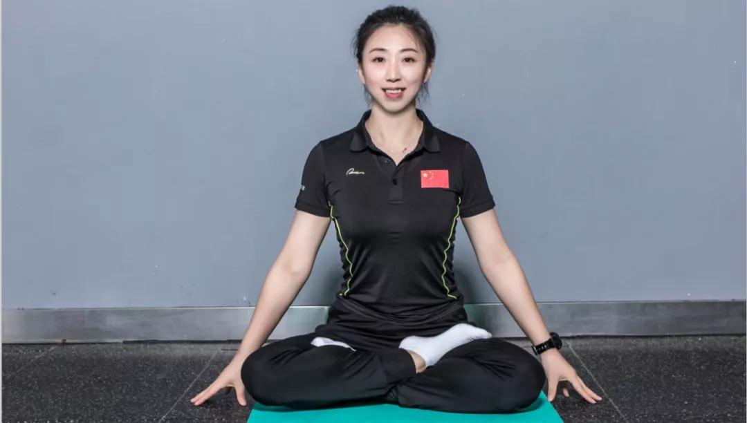 腿不直小腿外翻可以矫正过来吗,坐着改善小腿外翻明星