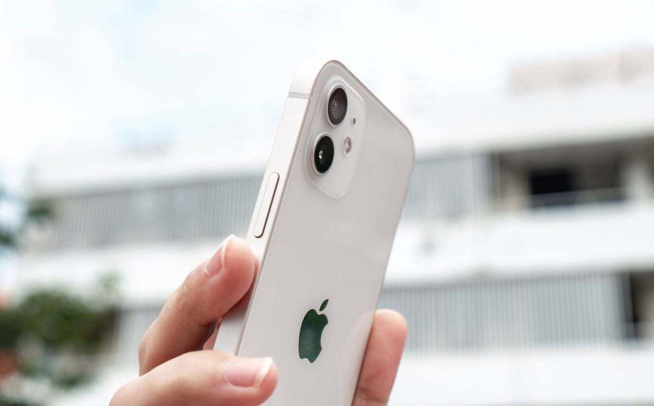 iphone12卡顿掉帧发热,iphone12发热严重卡机