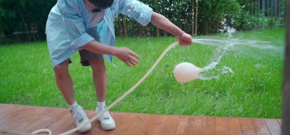 怎么把整只鸡塞到猪肚,怎样把整只鸡放进猪肚里