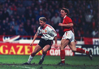 弗格森退休的最后一场比赛,弗格森退休完整版