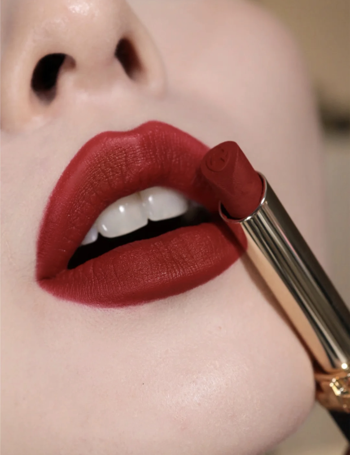 一看就很有钱的女人，都喜欢买这几支口红，涂着显白又很有品味