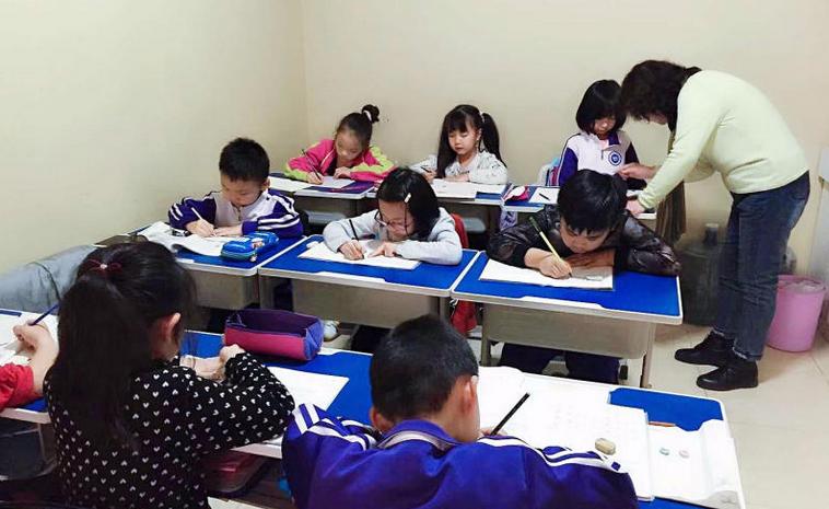 为什么把孩子放到托管班上,孩子去托管需要关注哪些问题