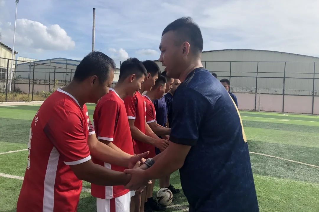 火焰蓝俱乐部图片,火焰蓝篮球队