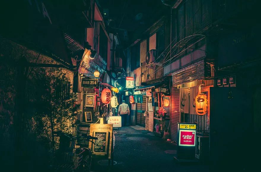 统一店招,统一店招丑得整齐