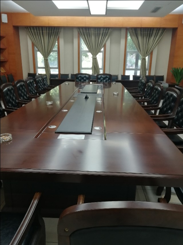 办公皮椅子掉皮怎么修补,办公椅子脱皮怎么处理