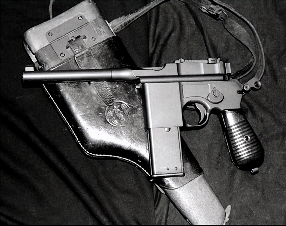 深入敌后的新四军，向日本商人征税，敢和日军进行势均力敌的炮战