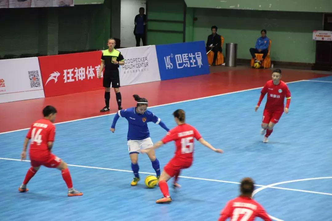 嘿！来领取达州足球的好消息！