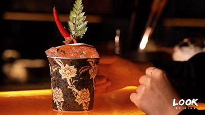 国贸旁边的楼顶酒吧,国贸下的酒