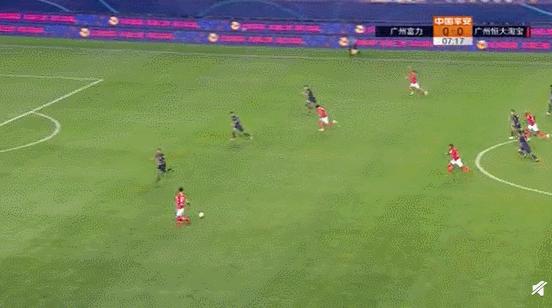 保利尼奥对恒大,广州恒大连续中门柱保利尼奥补射