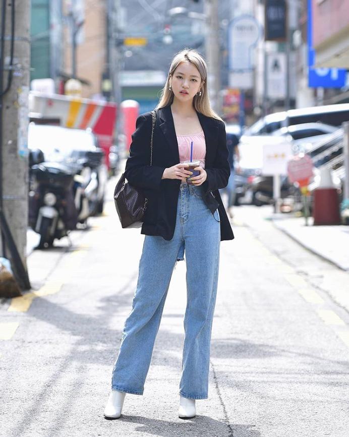 韩国女生ins西装搭配,看韩国美女街拍示范西装搭配