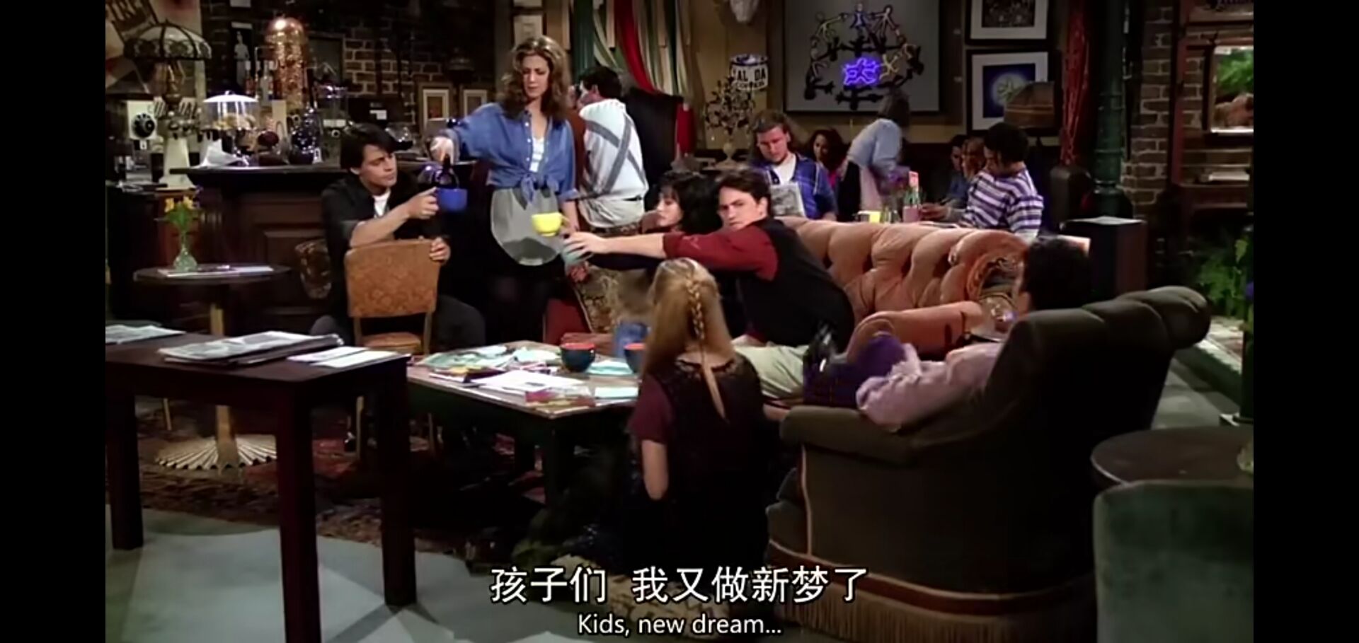 老友记发现钱德勒和莫妮卡的恋情,老友记莫妮卡有个新室友