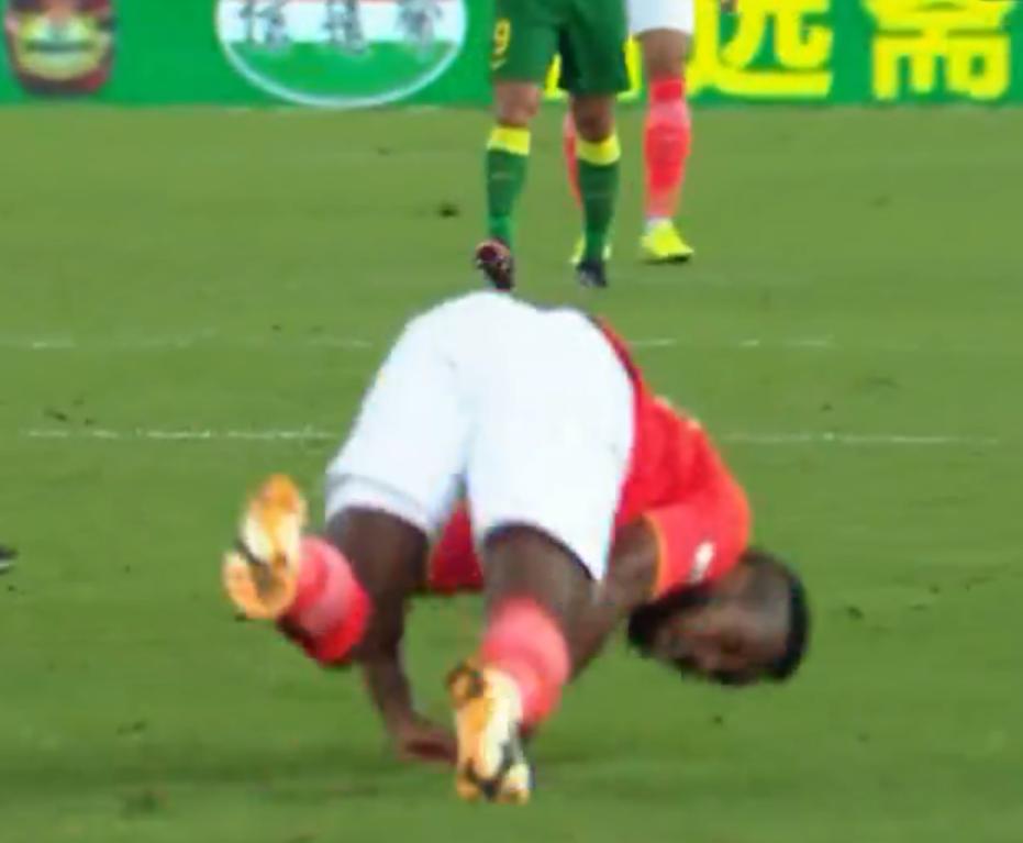 国安恒大郑智赛后,国安恒大黄博文受伤