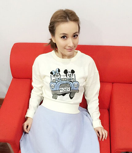 吴昕带货摇摇鞋 (吴昕紫色鞋子)