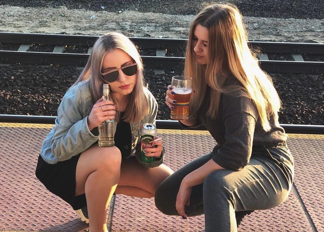 酒吧里最受欢迎的“深水*弹炸**”，只有今晚不回家的妞敢碰...