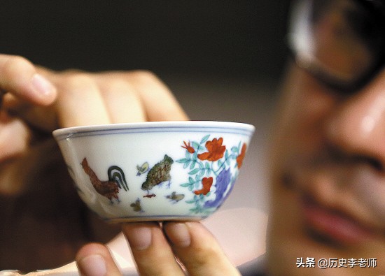 成化斗彩鸡缸杯为什么值钱,成化斗彩鸡缸杯值多少钱