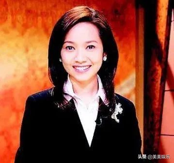 她曾是一代国民女神，男友拖累被迫退圈，今复出凭高情商圈粉无数
