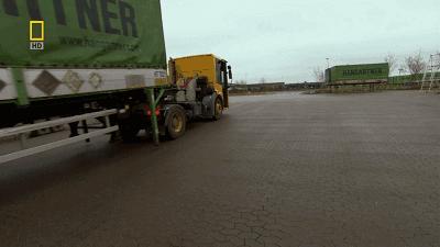 “北欧海盗”BV-206为乐高定制全地形车，装载的可全是乐高配件哦